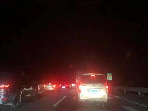 高速塞车最新爆料,最新爆料揭示拥堵背后的真相